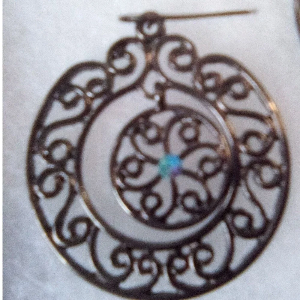 Antique Style Filigree Bronze Earrings with Turquoise‎ Center Stone Vintage